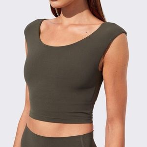 Splits59 Airweight cap sleeve in Army, Size S